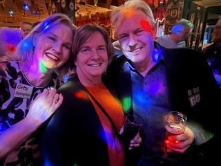 cafe-'t-wiefke-Losser-DatingOost-singleparty-singlesfeest-singles-vrijgezel-singles-single-vrijgezellenfeest-Losser-alleenstaand-datingsite-dating-oost-DatingOost.nl-datingbureau-datingsite-datingbureau-Getty-bemiddelingsbureau-Sylvia-Grunder-matchmaker-eigenaar-Dating-Oost-Getty-Schepers-oprichter-matchmaker-datingoost-almelo-verliefd-partner-singleparty-singlesfeestje-singlesfeest-singlescafe-singlesparty-wiefke-losser